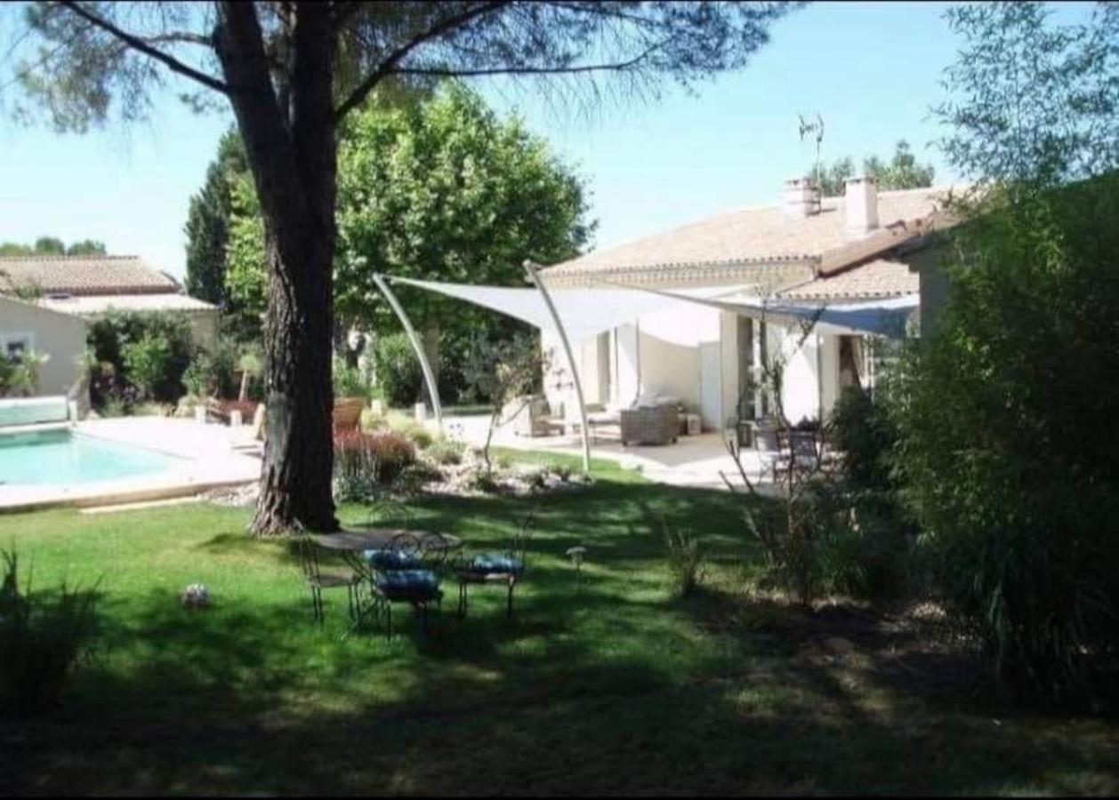 Вилла … Et La Fourmi Saumane-de-Vaucluse Экстерьер фото